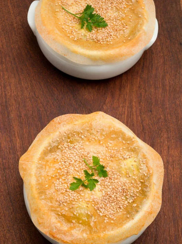 COLES DE BRUSELAS CON BECHAMEL DE MOSTAZA