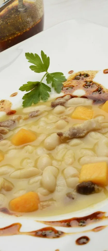 ALUBIAS BLANCAS CON CALABAZA Y PANCETA