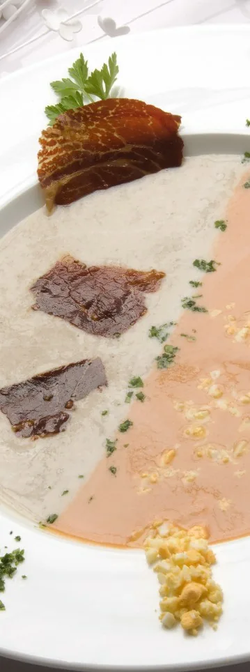 CREMA FRÍA DE TOMATES Y CHAMPIÑONES