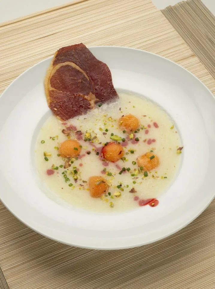 SOPA FRÍA DE MELÓN CON JAMÓN